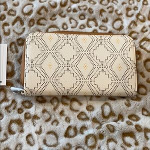 Thirty one wallet